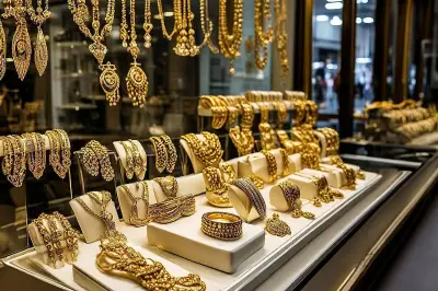 টানা দুই দিন কমল সোনার দাম, ২২ ক্যারেটে কমেছে ২ হাজার ২১৬ টাকা