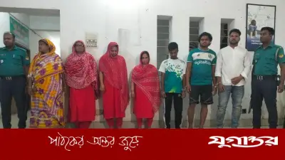 টঙ্গীর মাদক বস্তিতে পুলিশি অভিযানে হামলা, ৪ পুলিশসহ আহত ৫