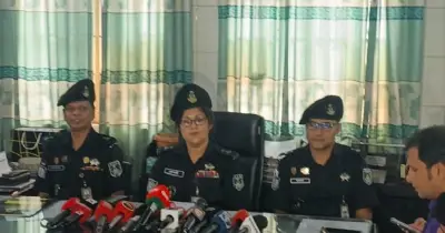 এসএসসি প্রশ্নপত্র ফাঁসের গুজবে দুই প্রতারক গ্রেফতার