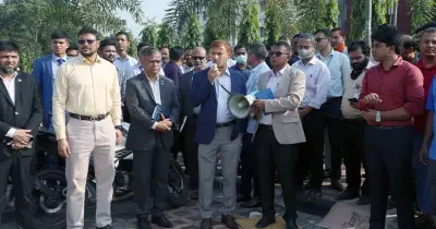 বেবিচক সদর দফতরে আকস্মিক অগ্নিনির্বাপণ মহড়া অনুষ্ঠিত