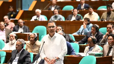 ইতিহাস বিতর্ক নয়, বাস্তব সমস্যা সমাধান চায় জনগণ: প্রধানমন্ত্রী