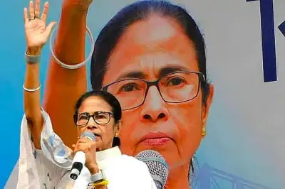 পোস্টাল ব্যালট বিতর্কে তৃণমূল-নির্বাচন কমিশন মুখোমুখি