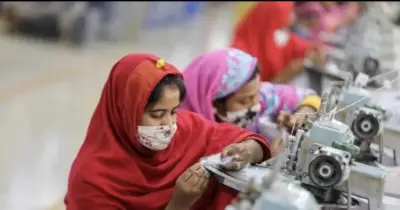 শ্রমিক আন্দোলনে লিঙ্গ বৈষম্য: আট ঘণ্টা কাজের সময় কি নারীদের জন্য?