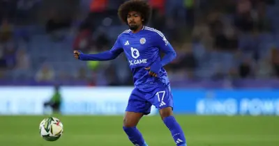 হামজা চৌধুরীর লেস্টার সিটির অবনমন শঙ্কা: আর্থিক নিয়ম লঙ্ঘনে ৬ পয়েন্ট কর্তন