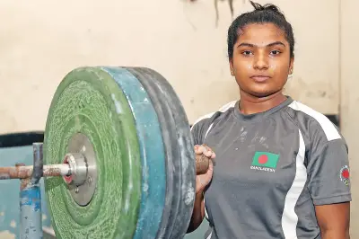 মাবিয়া আক্তারের ডোপ কেলেঙ্কারি: দুই বছরের নিষেধাজ্ঞায় দেশের তারকা ভারোত্তোলক