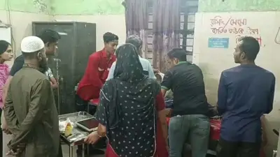 বাস দুর্ঘটনায় হকার নিহত, বিএনপি নেতার জরিমানা ও গ্রেফতার, পরিবেশমন্ত্রীর সহযোগিতা আহ্বান