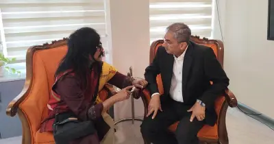 মেহেরপুরে মন্ত্রী-বিএনপি নেতার 'ধাক্কা' ভিডিও নিয়ে মুখ খুললেন মাসুদ অরুণ