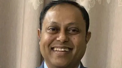 ঢাবির নতুন সহ-উপাচার্য অধ্যাপক আবদুস সালামের নেতৃত্বে খাগড়াছড়িতে রঙিন বর্ষবরণ উৎসব