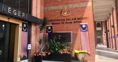 মালয়েশিয়ায় বিদেশি কর্মী নিয়োগে ডিজিটাল বিপ্লব: পুরো প্রক্রিয়া এখন অনলাইনে