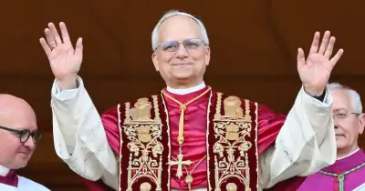 ট্রাম্পের আক্রমণ সত্ত্বেও যুদ্ধবিরোধী অবস্থানে অটল পোপ লিও