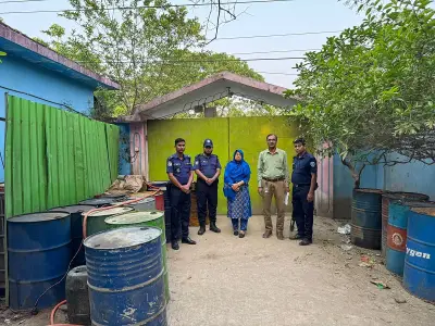 নোয়াখালীর সাড়ে ৫ হাজার লিটার জ্বালানি তেল জব্দ, মালিককে ৫০ হাজার টাকা জরিমানা