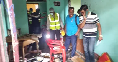 বরিশালে সিলিন্ডার বিস্ফোরণে একই পরিবারের তিন সদস্য আহত, এলাকায় আতঙ্ক