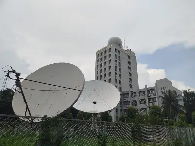 চার দিনের তাপপ্রবাহের পর আজ ঢাকাসহ বিভিন্ন অঞ্চলে বৃষ্টির সম্ভাবনা