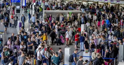 লুফথানসার ধর্মঘটে জার্মানিতে বিমান চলাচল স্থবির, শত শত ফ্লাইট বাতিল