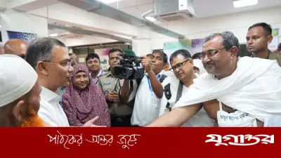 প্রধানমন্ত্রী তারেক রহমান আশকোনা হজ ক্যাম্প পরিদর্শন করে হজযাত্রীদের সঙ্গে কুশল বিনিময় করলেন