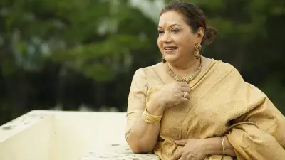 সারাহ বেগম কবরী: বাংলা চলচ্চিত্রের 'মিষ্টি মেয়ে'র অনন্য জীবন ও শিল্পযাত্রা