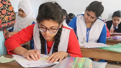 ২০২৬ সালের এসএসসি পরীক্ষা শুরু ২১ এপ্রিল, ডিএমপি জারি করেছে বিশেষ ট্রাফিক নির্দেশনা