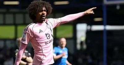 লেস্টার সিটির হারের দিনে হামজা চৌধুরীর বর্ণবাদী আক্রমণ ও হলুদ কার্ডের অভিজ্ঞতা