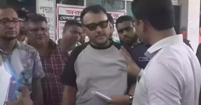 সাতক্ষীরায় জ্বালানি তেলের দাম বাড়িয়ে বিক্রির অভিযোগে মোবাইল কোর্টের জরিমানা