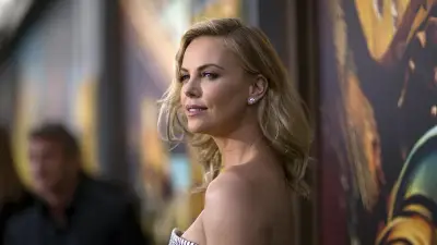 শার্লিজ থেরনের সতর্কবার্তা: এআই অভিনেতাদের কাজ করবে, কিন্তু লাইভ পারফরম্যান্স অদ্বিতীয়