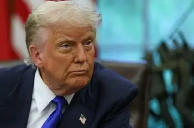 ইরান-যুক্তরাষ্ট্র দ্বিতীয় দফা আলোচনা বাতিল, ট্রাম্পের হুমকি ও নৌ অবরোধ সংকট