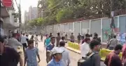 চট্টগ্রাম সিটি কলেজে ছাত্রদল-ছাত্রশিবির সংঘর্ষ: ইটপাটকেল নিক্ষেপ, ক্লাস স্থগিত