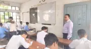 কুমিল্লার হোমনায় এসএসসি পরীক্ষার হলে সংসদ সদস্য সেলিম ভূঁইয়ার ফেসবুক লাইভ, শিক্ষামন্ত্রীর নির্দেশনা উপেক্ষা