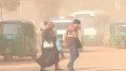 ট্রাম্প ইরানের সঙ্গে যুদ্ধবিরতি বাড়ালেন, ঢাকায় লাগেজ র‍্যাপিং সেবা চালু