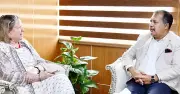 অপতথ্য মোকাবিলায় ইউনেসকোর সহযোগিতা চাইলেন তথ্যমন্ত্রী