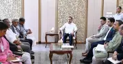 শিক্ষার্থীদের বই পড়ার অভ্যাস গড়তে বিশ্বসাহিত্য কেন্দ্রের সহায়তা
