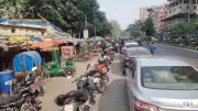 রাজধানীতে তেলের লাইন কমেছে, ভোগান্তি এখনও আছে