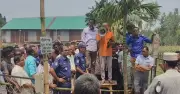 পঞ্চগড়ে জ্বালানি তেল বিতরণে শৃঙ্খলা ফেরাতে গিয়ে ইউএনও হামলার শিকার