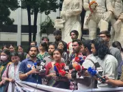 মিমো হত্যার বিচার দাবি: শিক্ষার্থীদের একাডেমিক বর্জন ঘোষণা