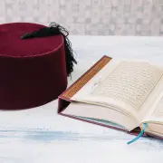 রাত জাগার যন্ত্রণা ও কোরআনের সমাধান: ওভারথিংকিং থেকে মুক্তি