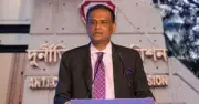 সাবেক ভূমিমন্ত্রীর ফ্ল্যাটে রিসিভার প্রবেশের নির্দেশ আদালতের