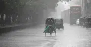 ঢাকায় ৬৫ মিমি বৃষ্টি, চলাচলে বিঘ্ন, আরও বৃষ্টির সম্ভাবনা