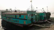 বুড়িগঙ্গার ভাসমান হোটেল: পুরোনো লঞ্চের নতুন পরিচয়ে অস্থায়ী আবাস