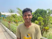 বিশ্ববিদ্যালয়ে ভর্তির টাকা জোগাড়ে সহায়তা পেয়ে হাসি ফুটেছে ওমর ওসমানের মুখে