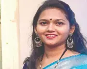 খুলনা বিশ্ববিদ্যালয়ের শিক্ষার্থী মৌমিতা হালদারের মৃত্যু: পুলিশ ঘাতক গাড়ি জব্দ, চালক গ্রেপ্তারের অপেক্ষা