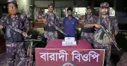 চুয়াডাঙ্গা সীমান্তে এক কোটি টাকার স্বর্ণ বারসহ যুবক আটক, বিজিবির অভিযান