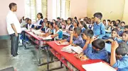শ্রেণিকক্ষে পাঠদান বাড়াতে অবসরপ্রাপ্ত শিক্ষকদের পুল গঠনের নির্দেশ
