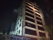 বনানীর ১১ তলা ভবনে আগুন নিয়ন্ত্রণে, ফায়ার সার্ভিসের সাত ইউনিট মোতায়েন