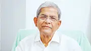নিউজিল্যান্ডের বিপক্ষে ২৪৯ রানের টার্গেট, মির্জা ফখরুলের অবসরের ইঙ্গিত ও অন্যান্য শিরোনাম