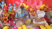 গ্রামীণ ঐতিহ্যের গাংনগর মেলায় শিশুদের খেলনা থেকে মসলা, বর্ণিল আয়োজন