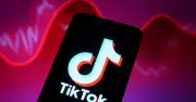 টিকটকের নিরাপত্তা অভিযান: বাংলাদেশে ১.৫ কোটি ভিডিও সরানো, বিশ্বব্যাপী ১৭.৫ কোটি ভিডিও বাতিল