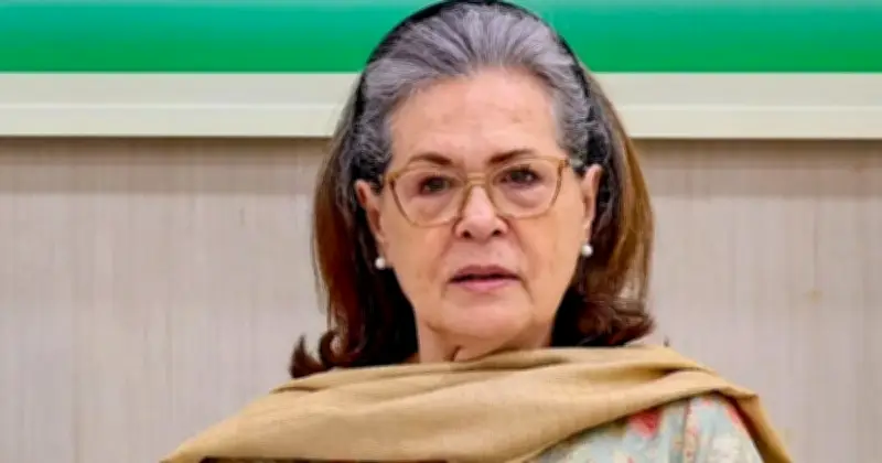 সোনিয়া গান্ধী আবারও হাসপাতালে ভর্তি, স্বাস্থ্য পর্যবেক্ষণে বিশেষ চিকিৎসক দল