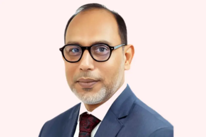 ডাচ্-বাংলা ব্যাংকের কার্ড সেবা: নারী-প্রবীণদের আগ্রহ বাড়ছে