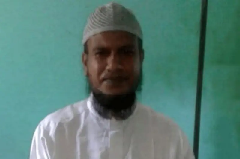 লোহাগাড়ায় জমি বিরোধে মাদ্রাসাশিক্ষক নিহত, চাচাতো ভাইদের অভিযোগ