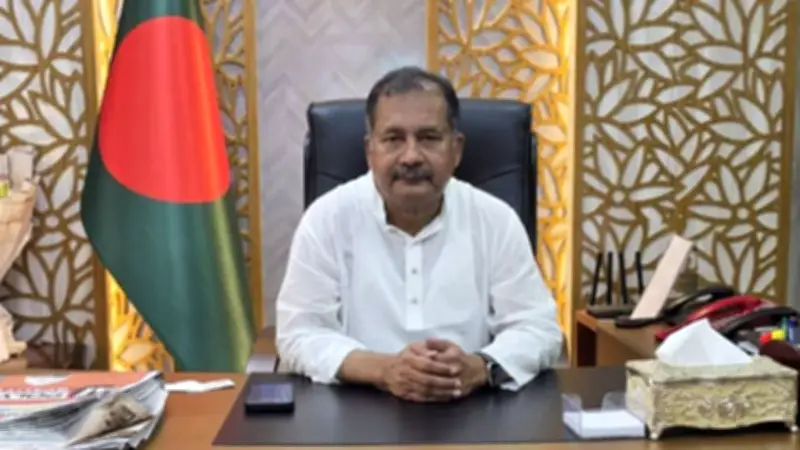 তথ্যমন্ত্রী: একসময় দাড়ি-টুপি দেখলেই সন্দেহ হতো