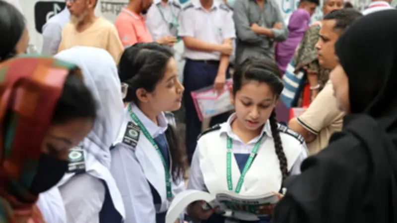 ২০২৭ সালের এসএসসি ও এইচএসসি পরীক্ষা ডিসেম্বরে না নেওয়ার পক্ষে মত